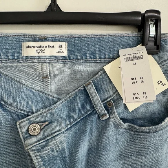 Abercrombie & Fitch Light Blue Denim Jeans - Picture 3 of 4